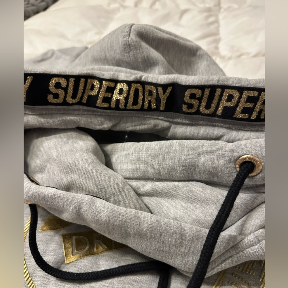 Superdry Ace Metal Crop Hoodie - NWT - Size 10 Gray Hoodie with Gold Logo - Picture 8 of 16